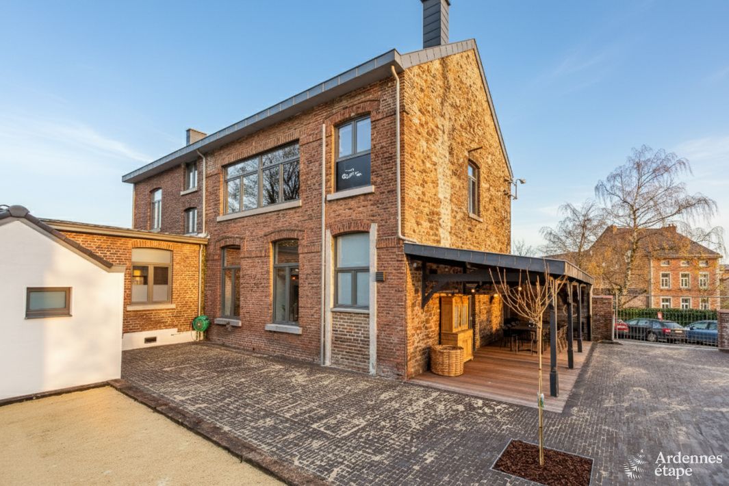 Le Renard qui Passe - Façade