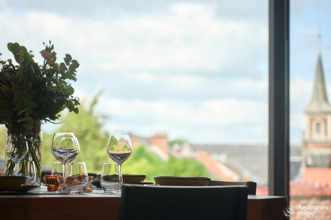 Le Supra - Table vue église