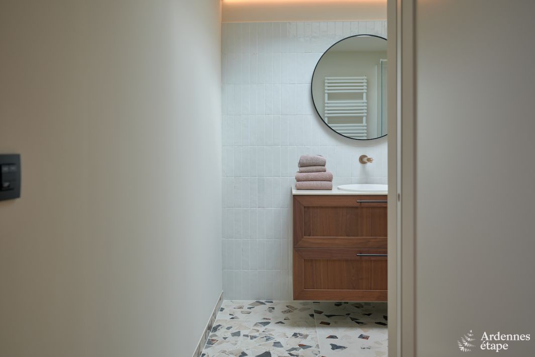 Le Supra - Salle de bain entrée