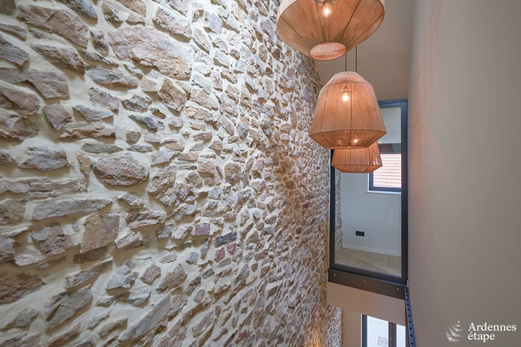 Le Supra - Escalier suspensions